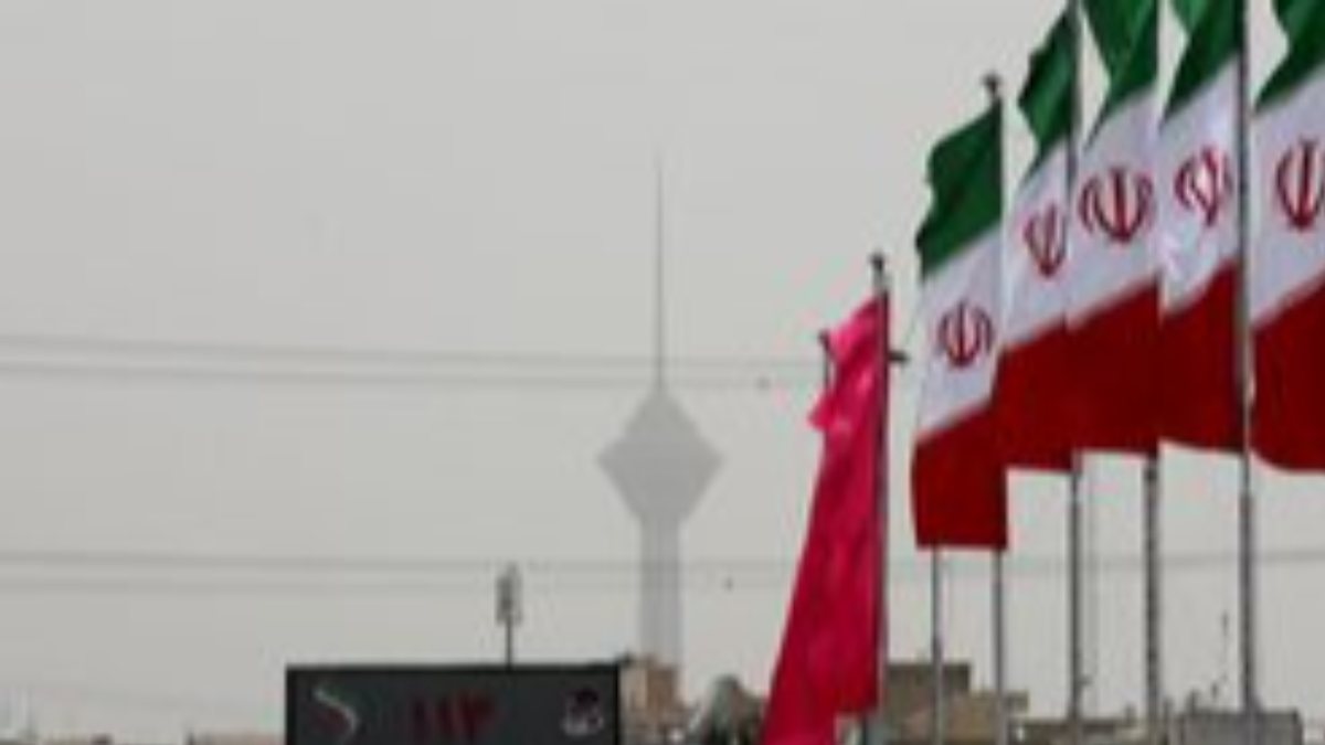 In Iran, official institutions in Tehran were suspended due to air pollution