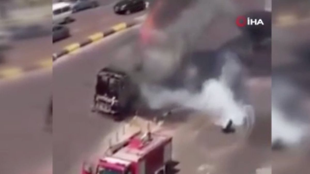 The tire of the burning garbage truck in Egypt burst