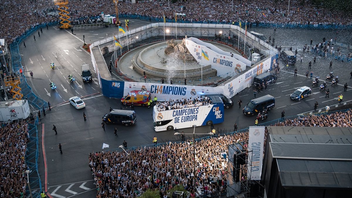 Champions League champion Real Madrid celebrates its 14th trophy victory to the fullest