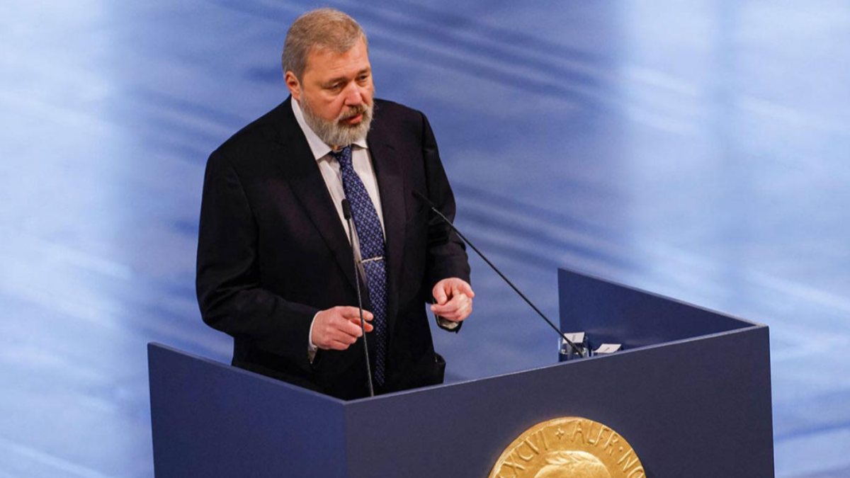Russian journalist dedicates Nobel Prize to Ukrainian children