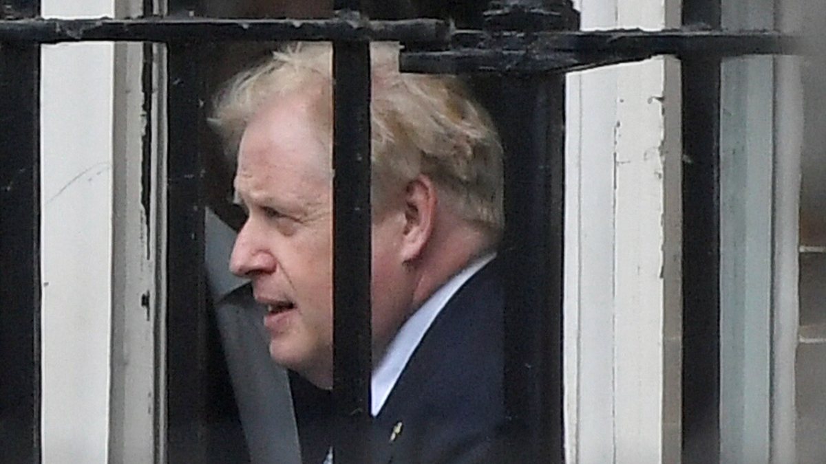 UK press: Boris Johnson injured