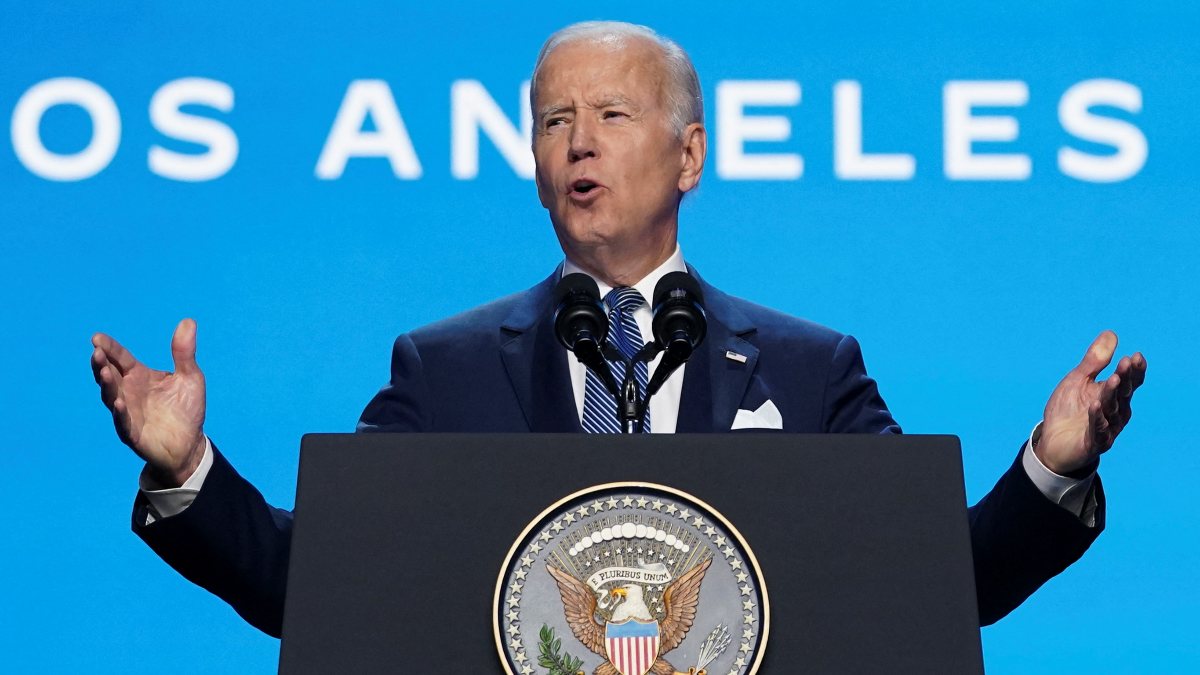 Joe Biden accuses Vladimir Putin of refugees