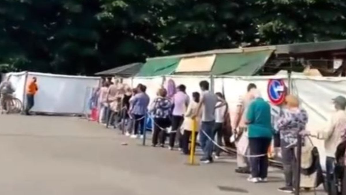 A supply queue formed in Italy