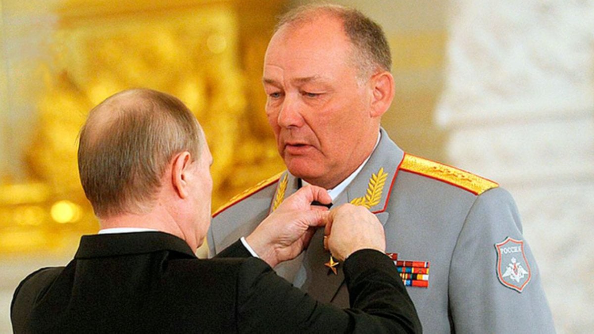 Vladimir Putin dismisses the commander of the Ukrainian front, Aleksandr Dvornikov