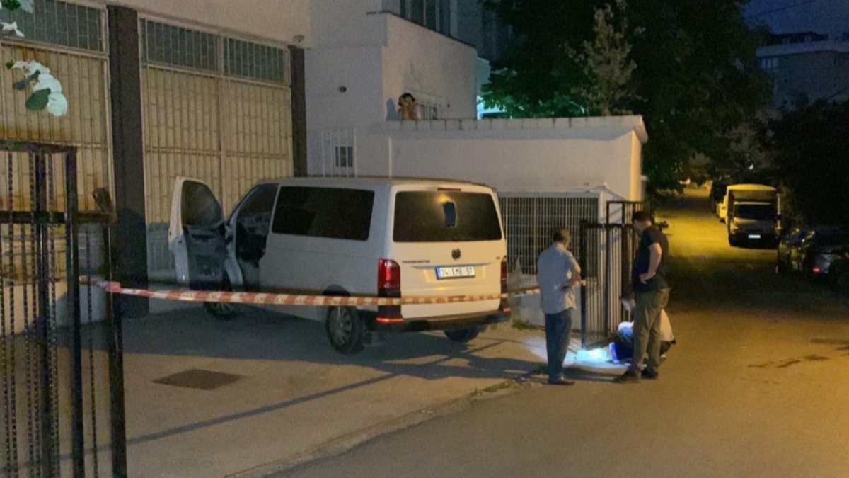 Maltepe'de molotofla saldırılan araç, eski milletvekiline ait çıktı