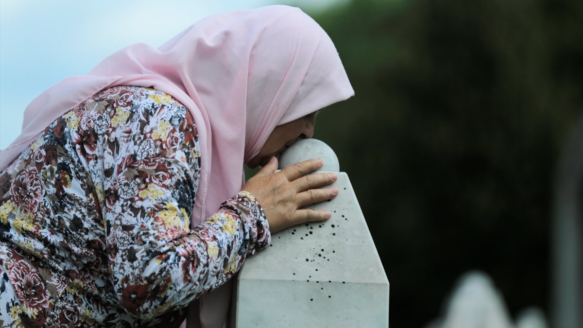 Srebrenica mothers commemorate their children at the grave