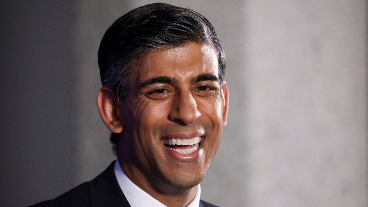 Rishi Sunak ahead for leadership of Conservative Party in England