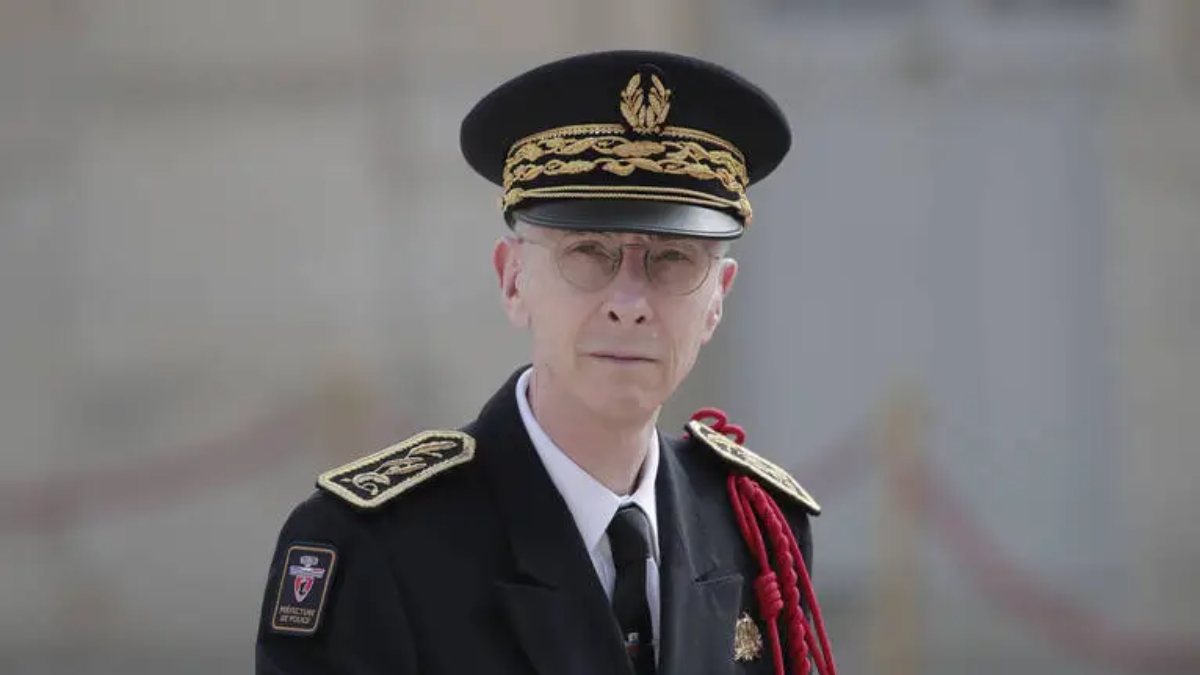 Paris Police Chief sacked