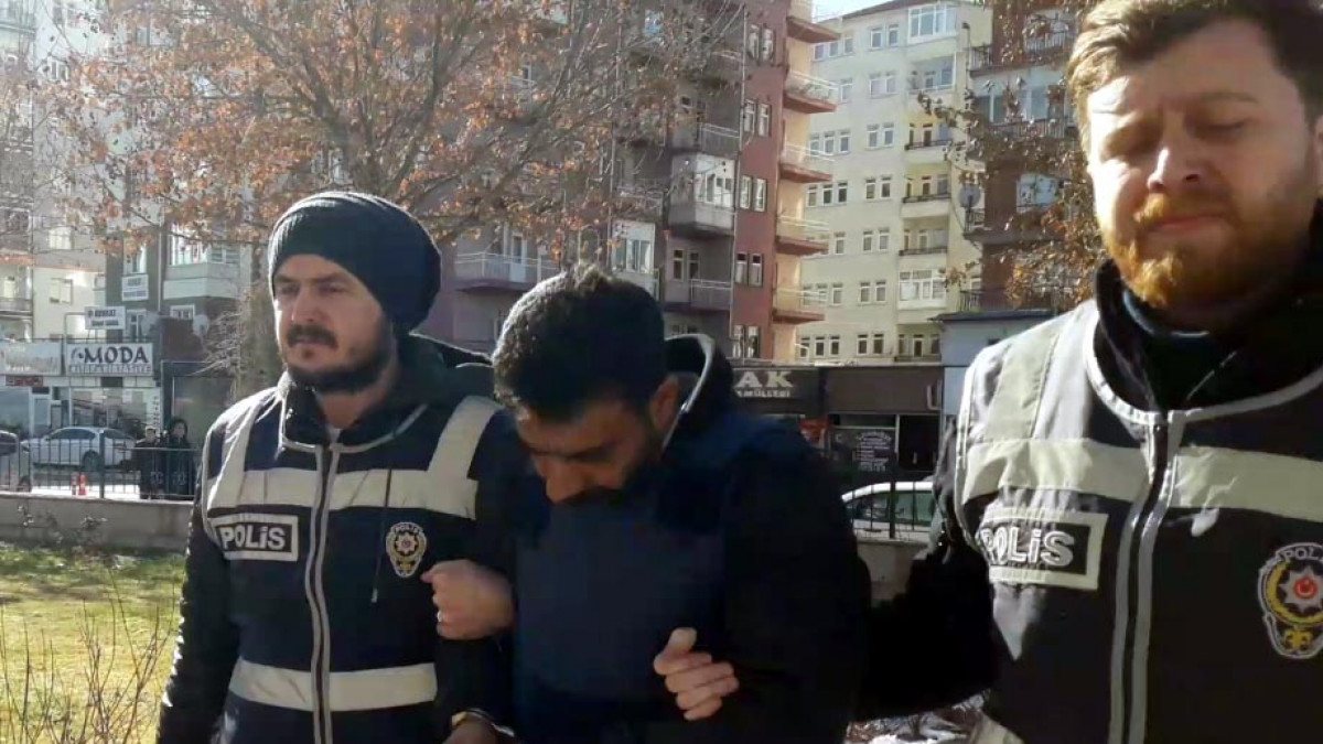 Kırşehir'de aynı evde yaşadığı eski eşini öldüren sanığa, müebbet