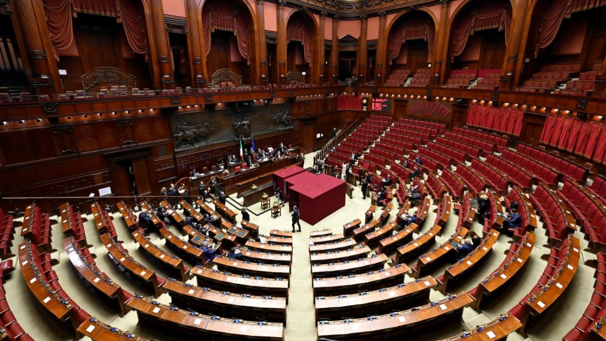 Early election date announced in Italy