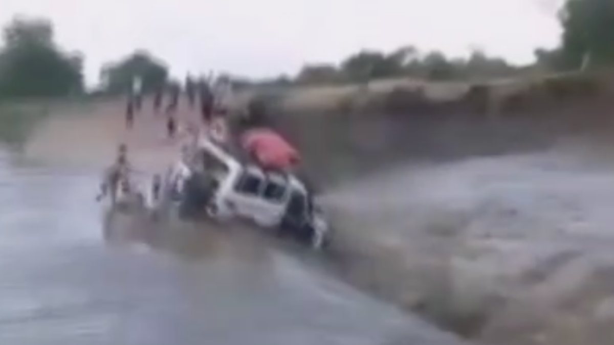 A vehicle flooded in Sudan due to heavy rain