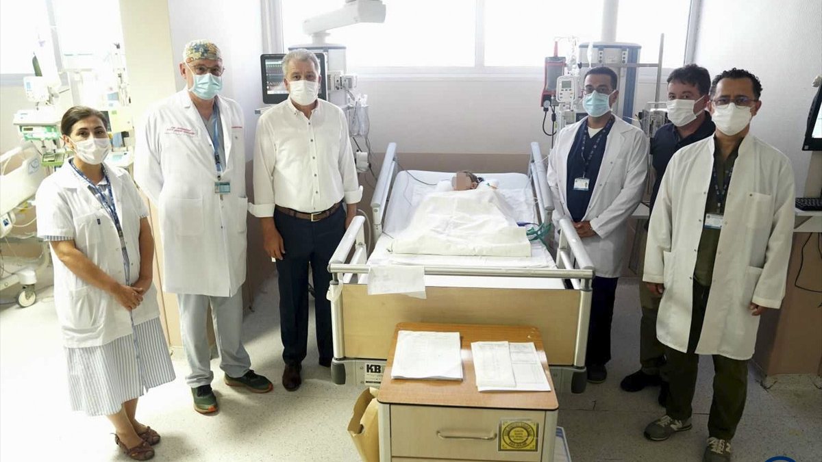 İzmir'de 2 yaşındaki çocuğa kalp nakli yapıldı