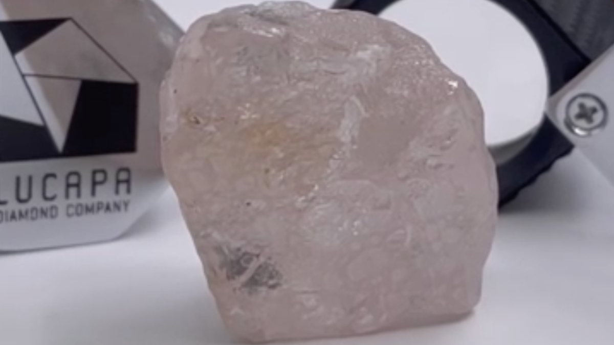 170-carat pink diamond found in Angola