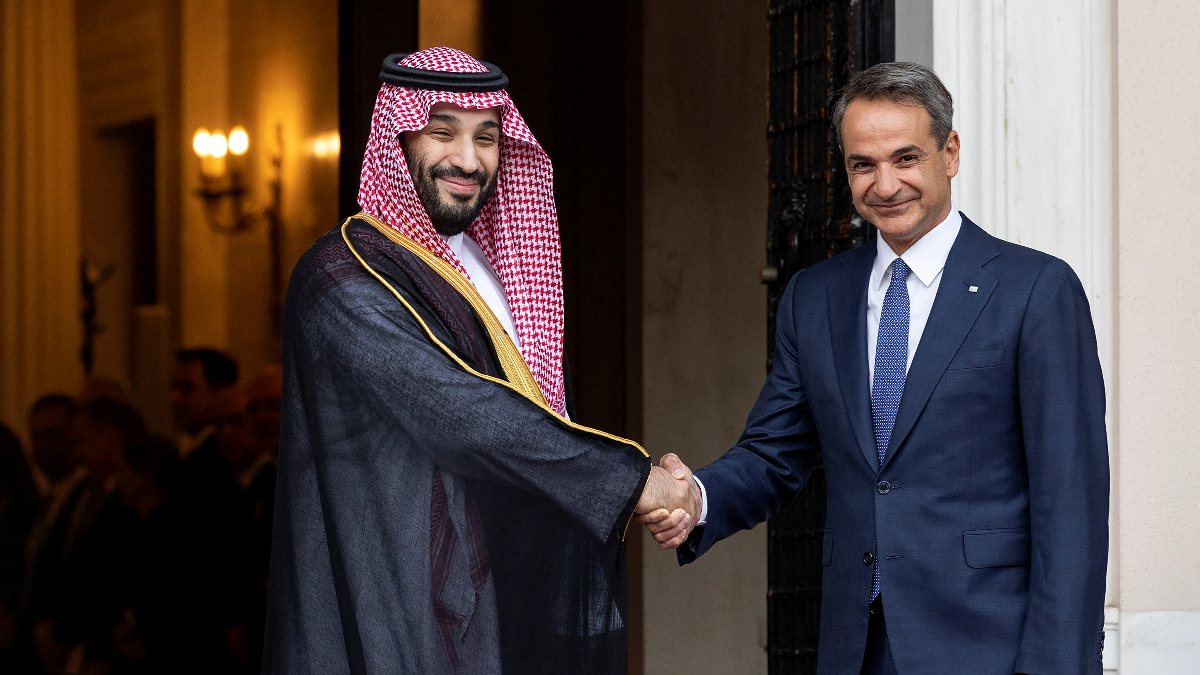 Saudi Crown Prince Salman meets with Kiryakos Mitsotakis in Athens