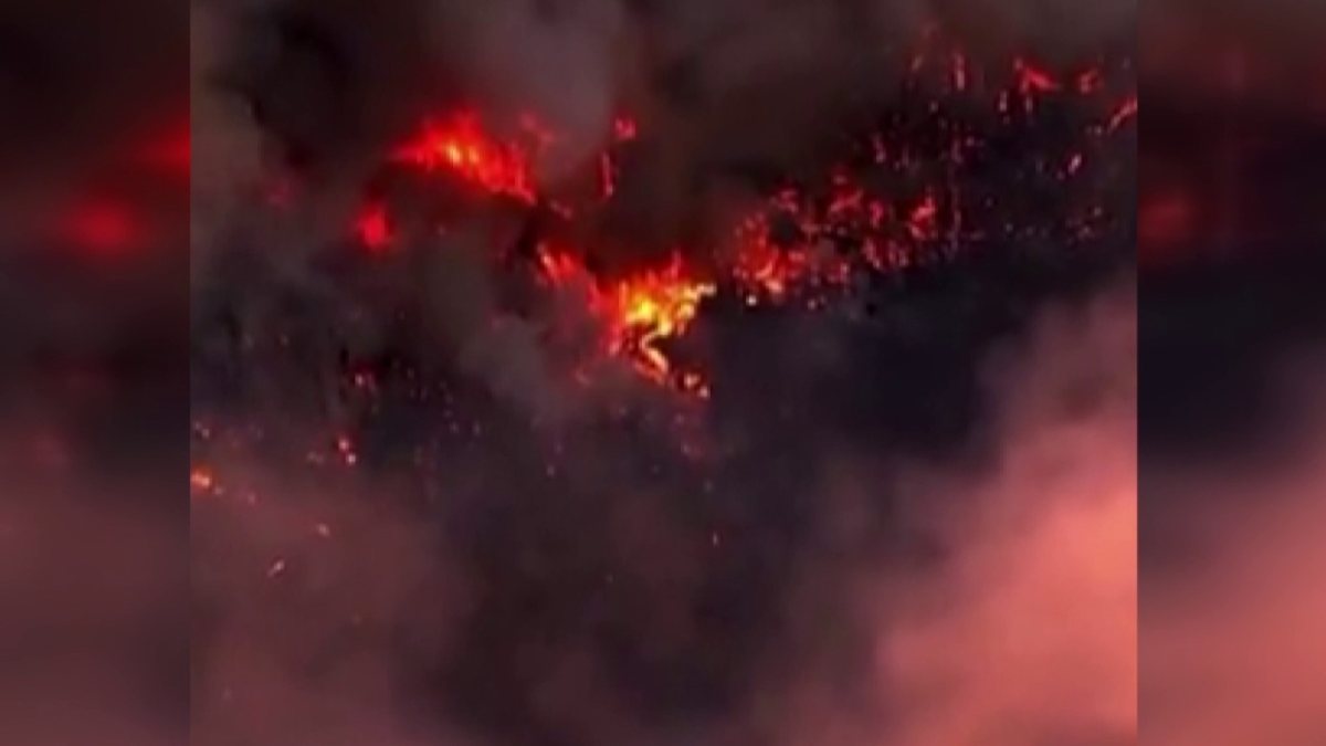 21 thousand hectares of ash burned in the biggest fire of the year in California