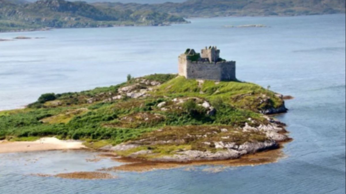 Scottish island up for sale for £80,000