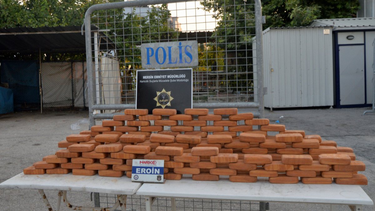 Mersin’de, tır dorsesinde 105 kilogram eroin bulundu