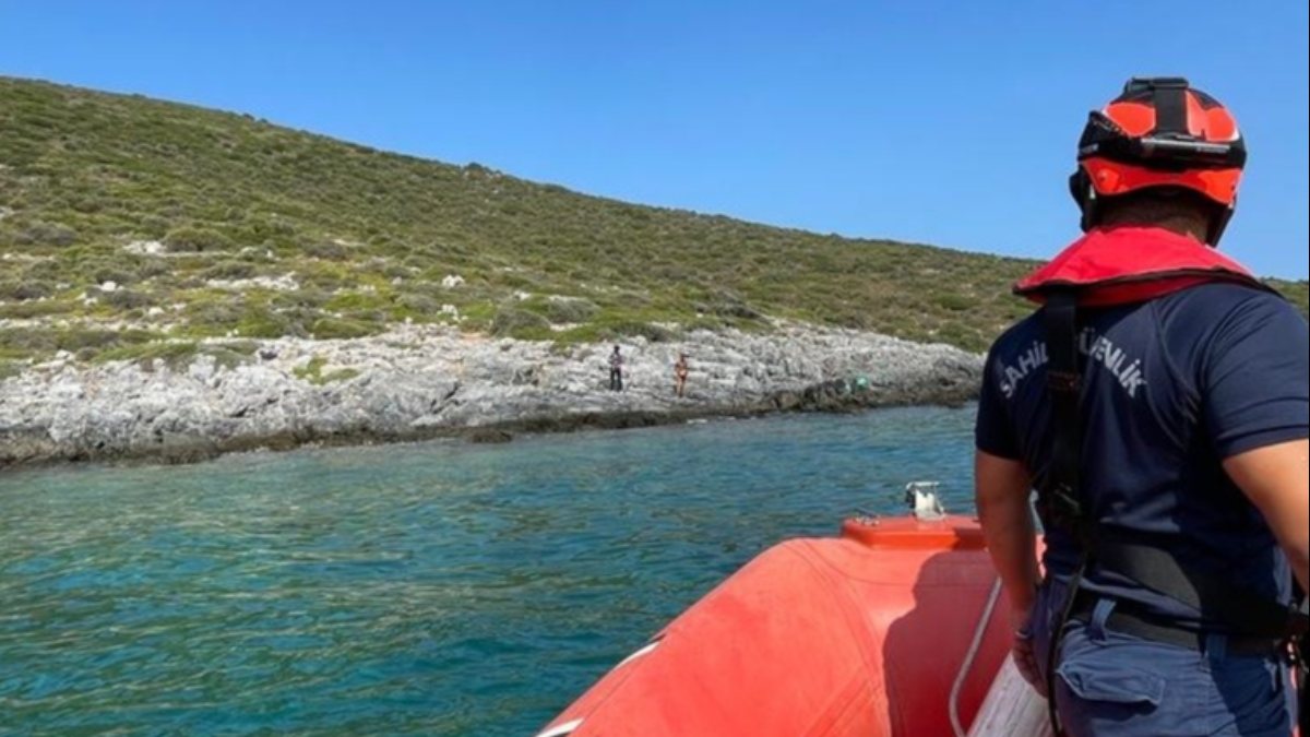 İzmir açıklarında 8 düzensiz göçmen kurtarıldı: 3 göçmen öldü