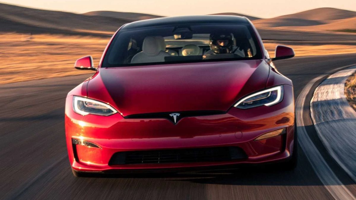 Tesla'nın ürettiği elektrikli otomobil sayısı 3 milyonu aştı