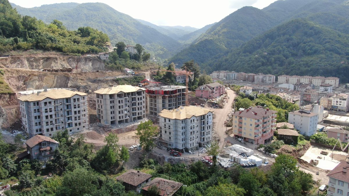 Kastamonu'da selzedelerin yaşayacağı konutlar görüntülendi