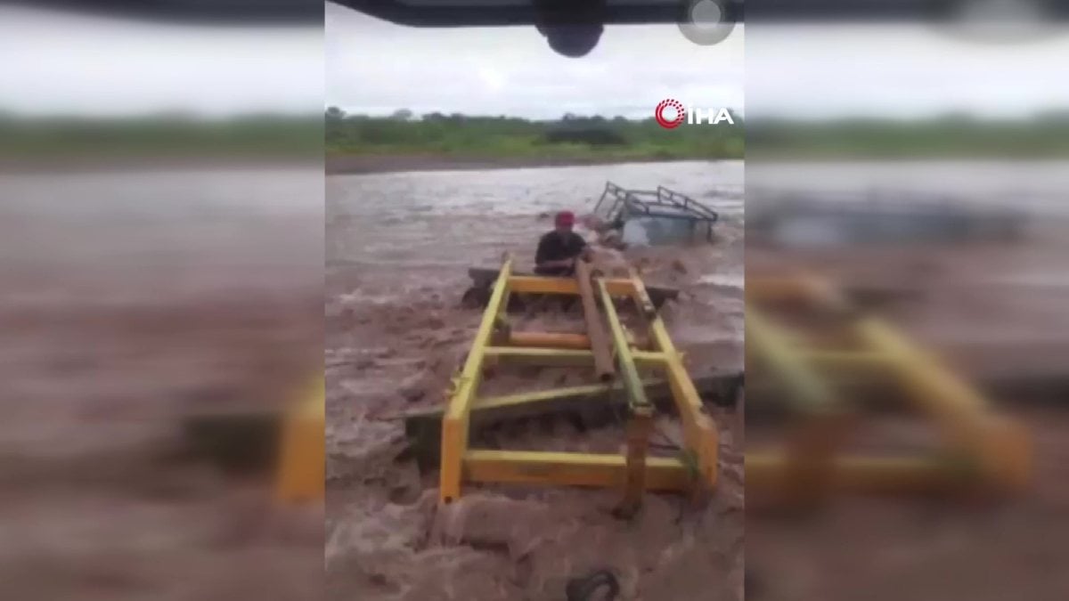 293 homes damaged in floods in Mexico