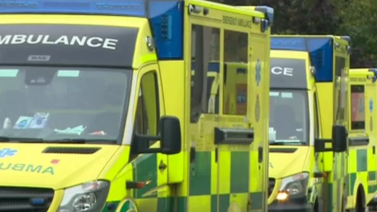 In England, 90-year-old woman waited for ambulance for 40 hours