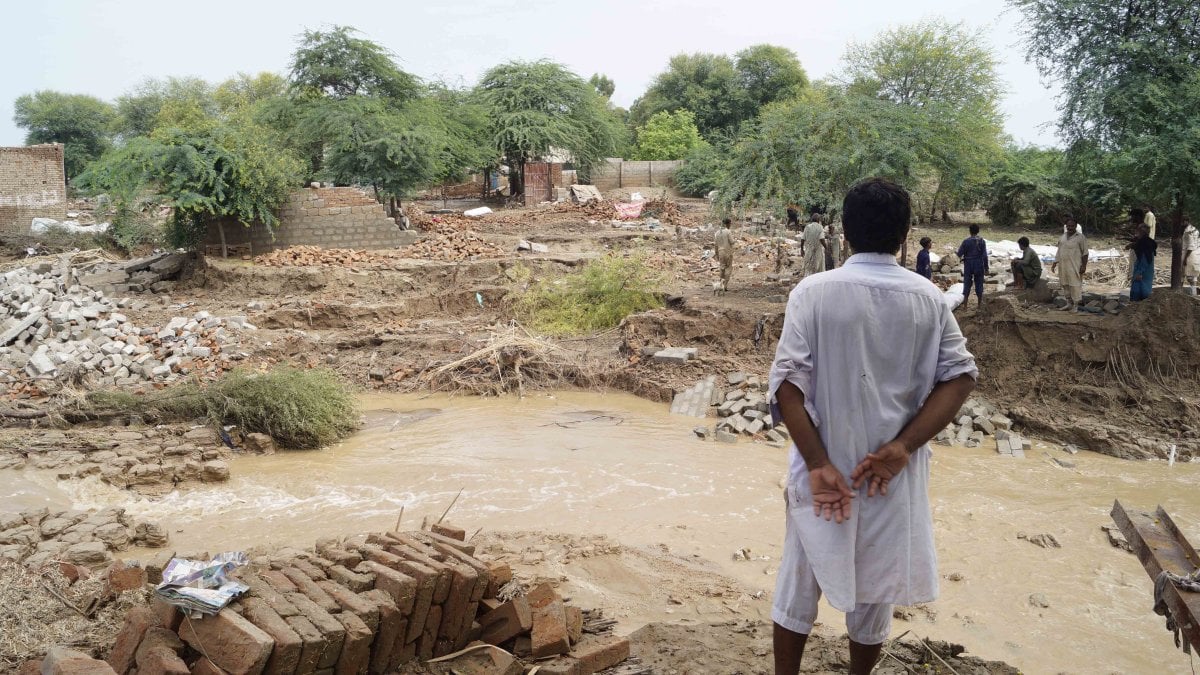 Floods in Pakistan: Loss of life exceeded 900