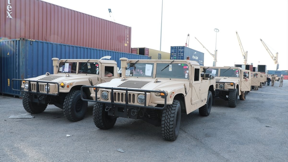 US donates 150 armored vehicles to Lebanese army