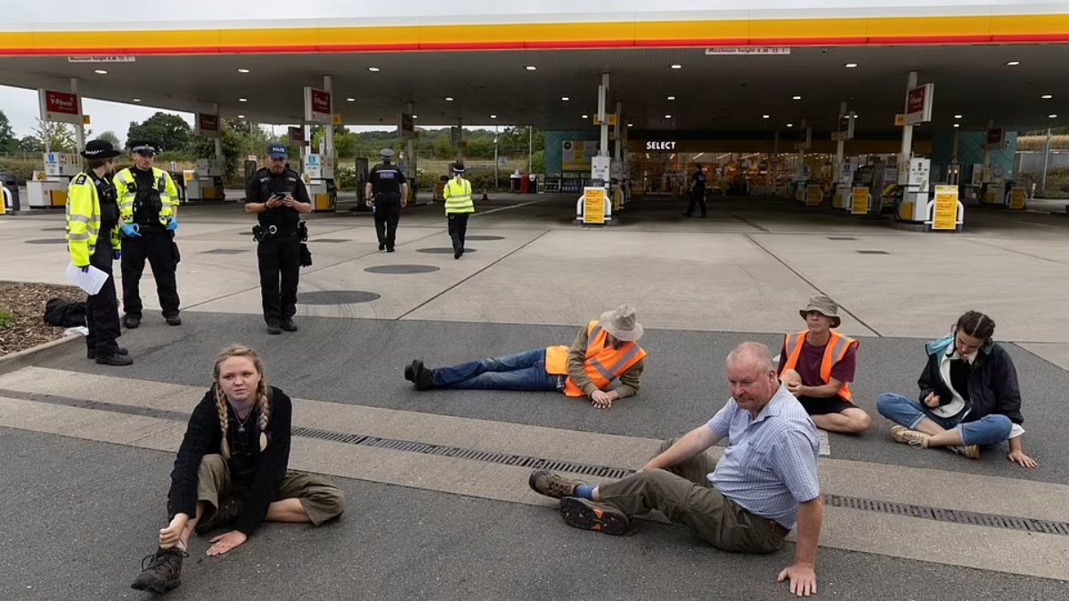 Demonstration by anti-oil activists in England