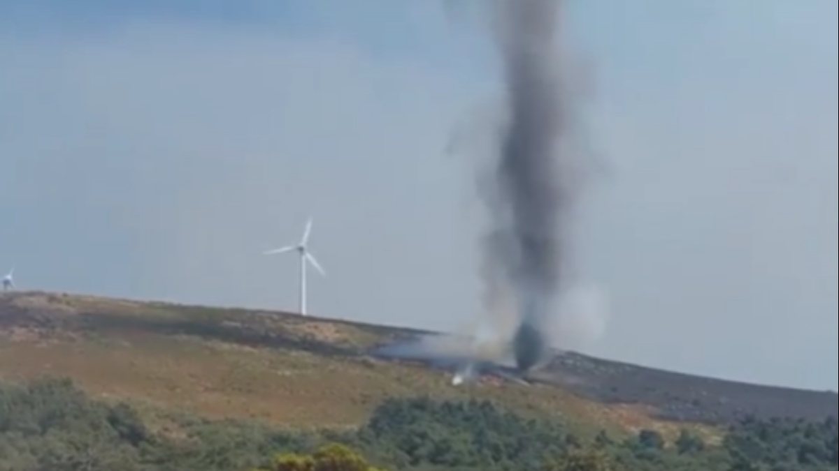 Flame hose observed in Portugal