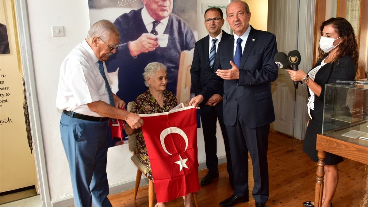 Turkish flag hand-stitched in Cyprus was gifted to the museum