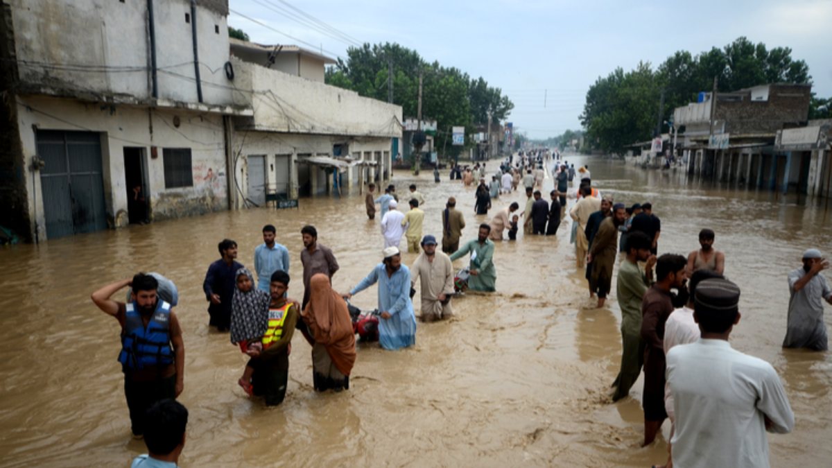 Loss of life in floods in Pakistan increased to 1033
