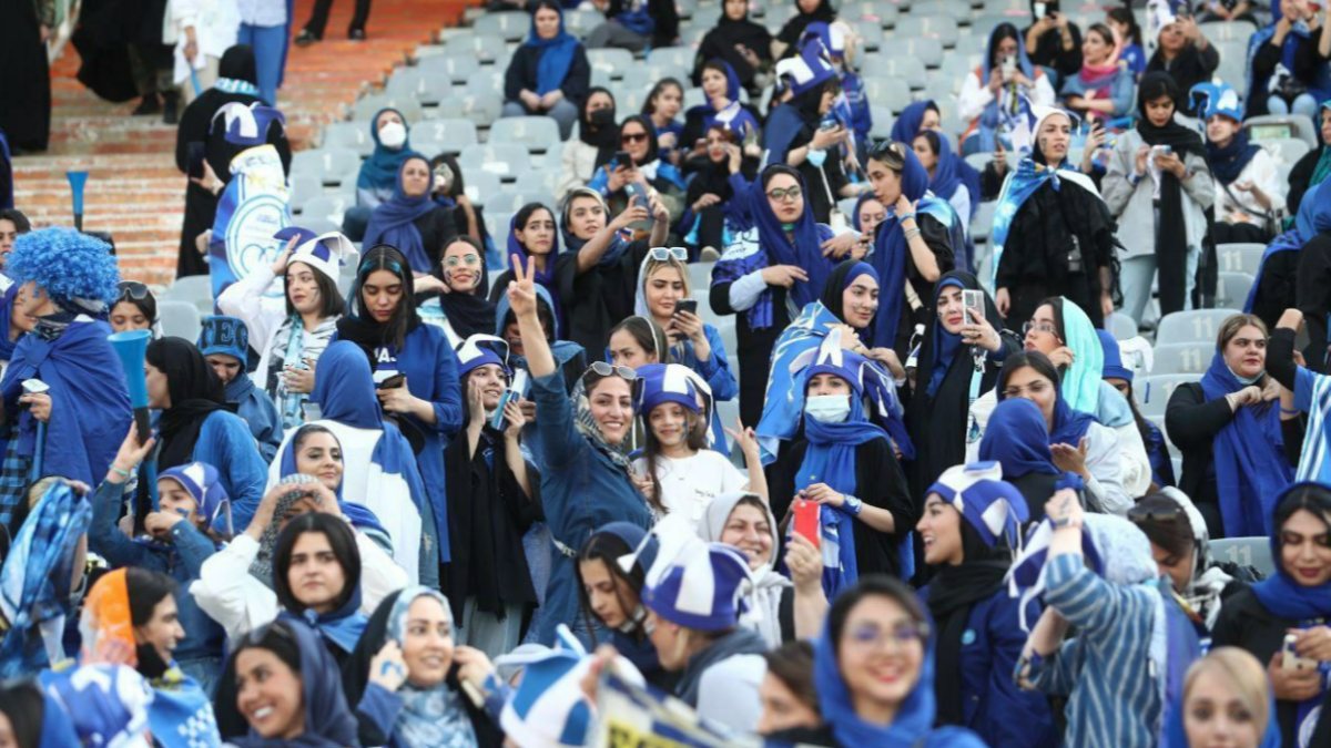 Iranian women allowed to watch match for second time