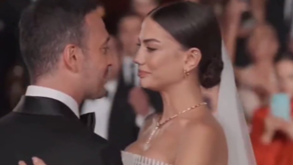 Demet Özdemir mutluluktan ağladı