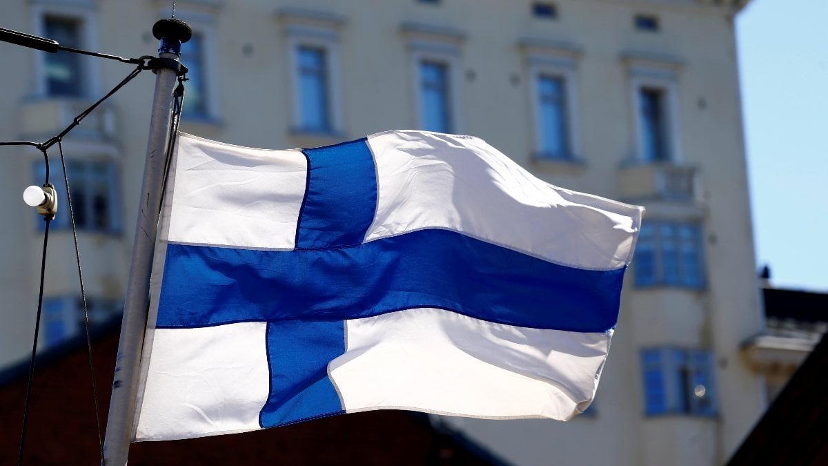 Finland drastically reduces tourist visa for Russians