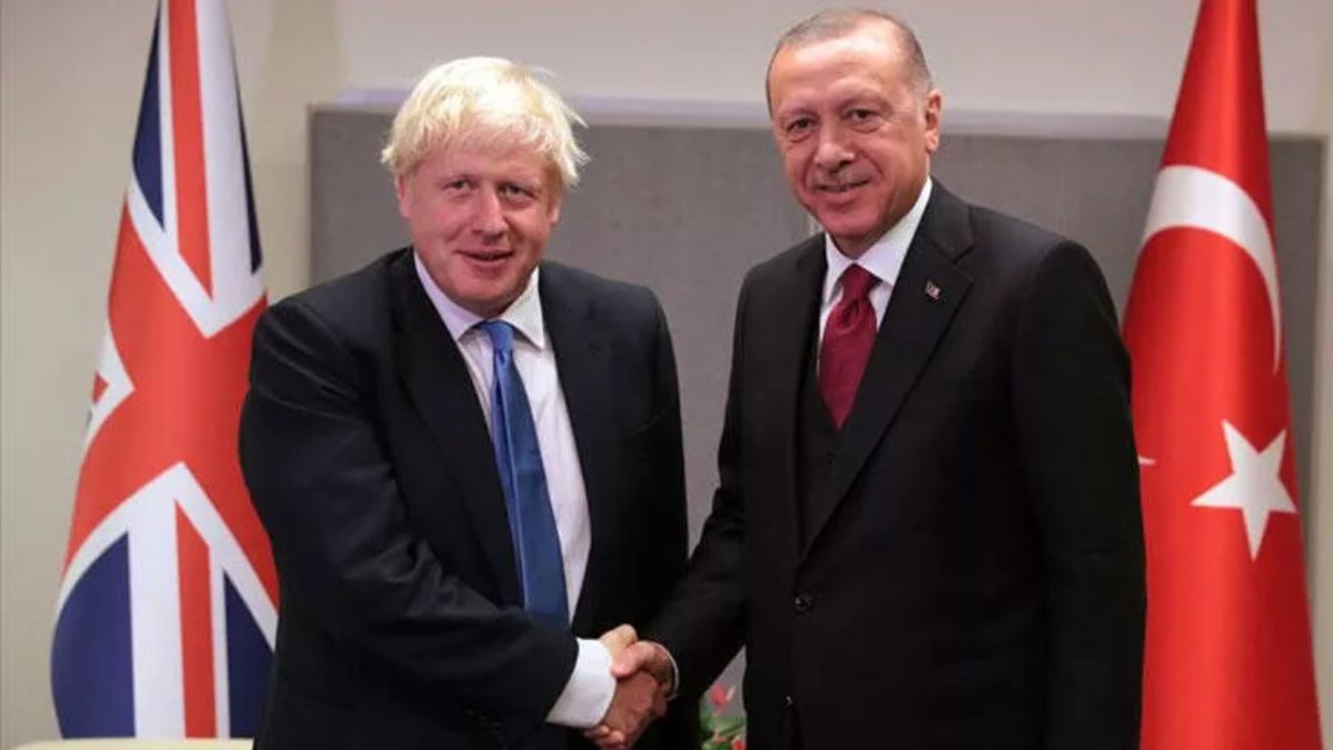 Boris Johnson'dan Cumhurbaşkanı Erdoğan'a tebrik