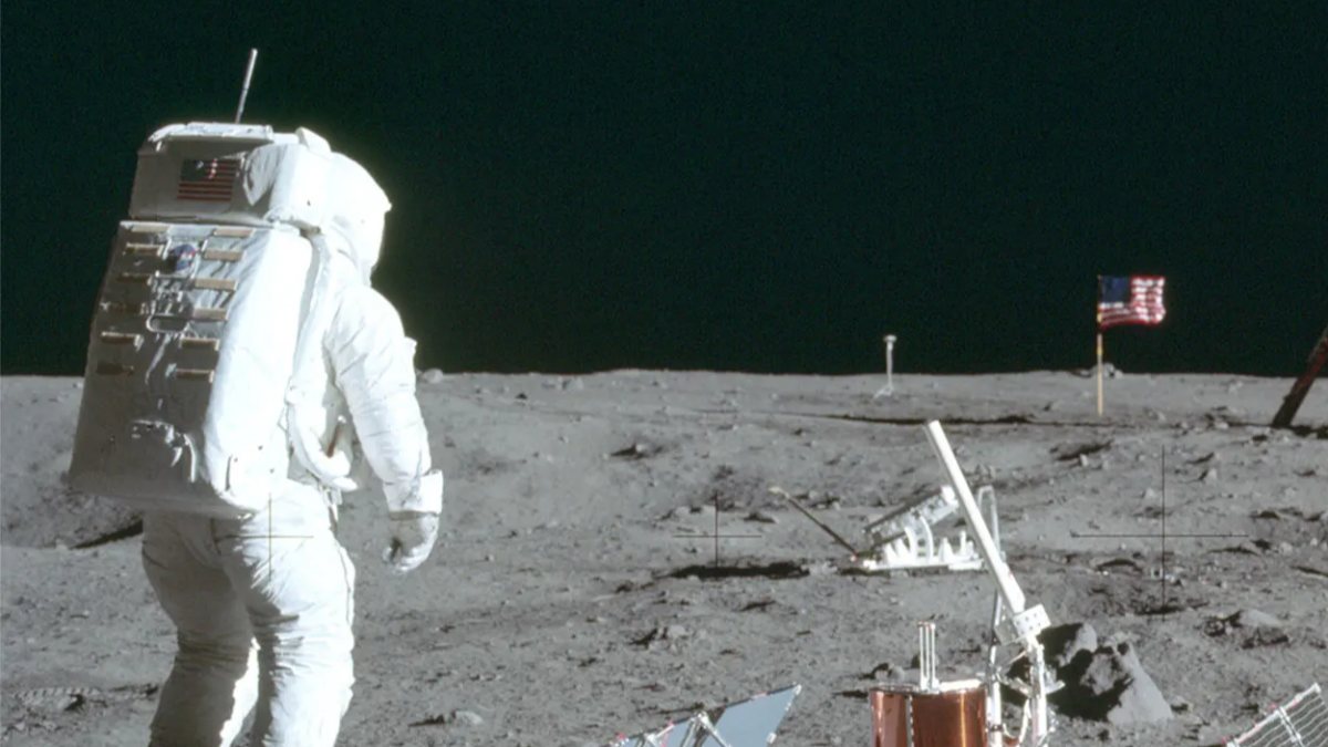 ESA astronaut Pesquet criticizes rumors of the moon landing