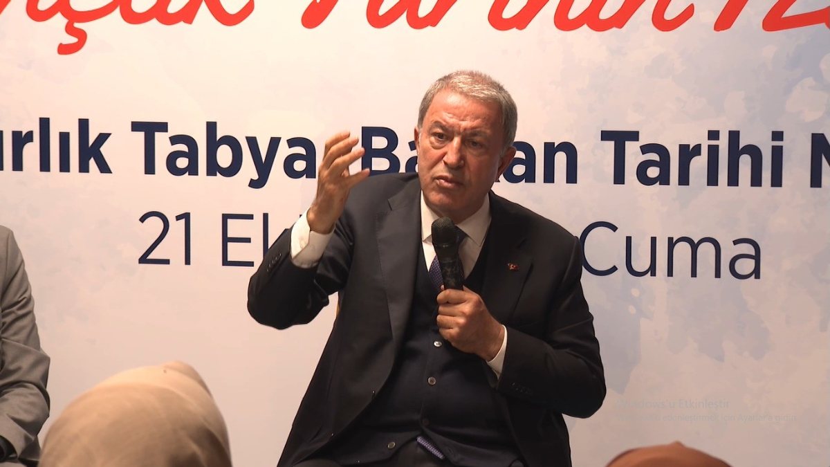 Hulusi Akar: Türkiye'nin bekası için uçak da tank da yapacağız