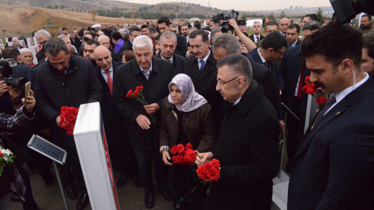 Şehit öğretmenler için Ankara'da hatıra ormanı ve anıt açıldı