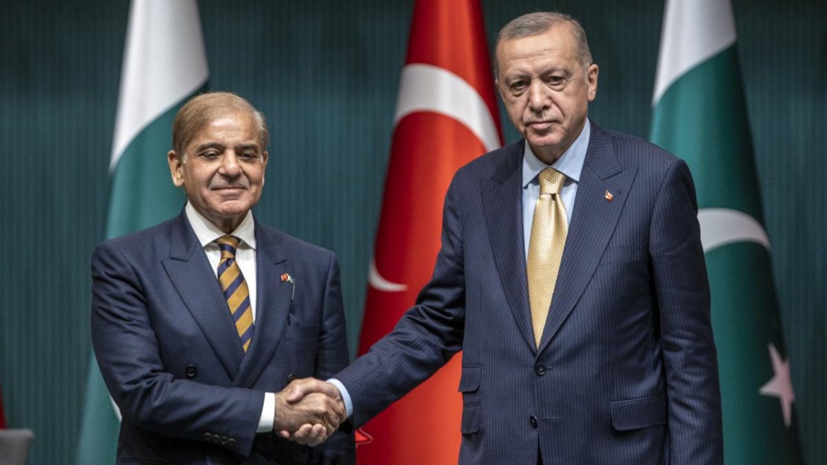 Pakistan Başbakanı Şerif, Türkiye’yi ziyaret edecek