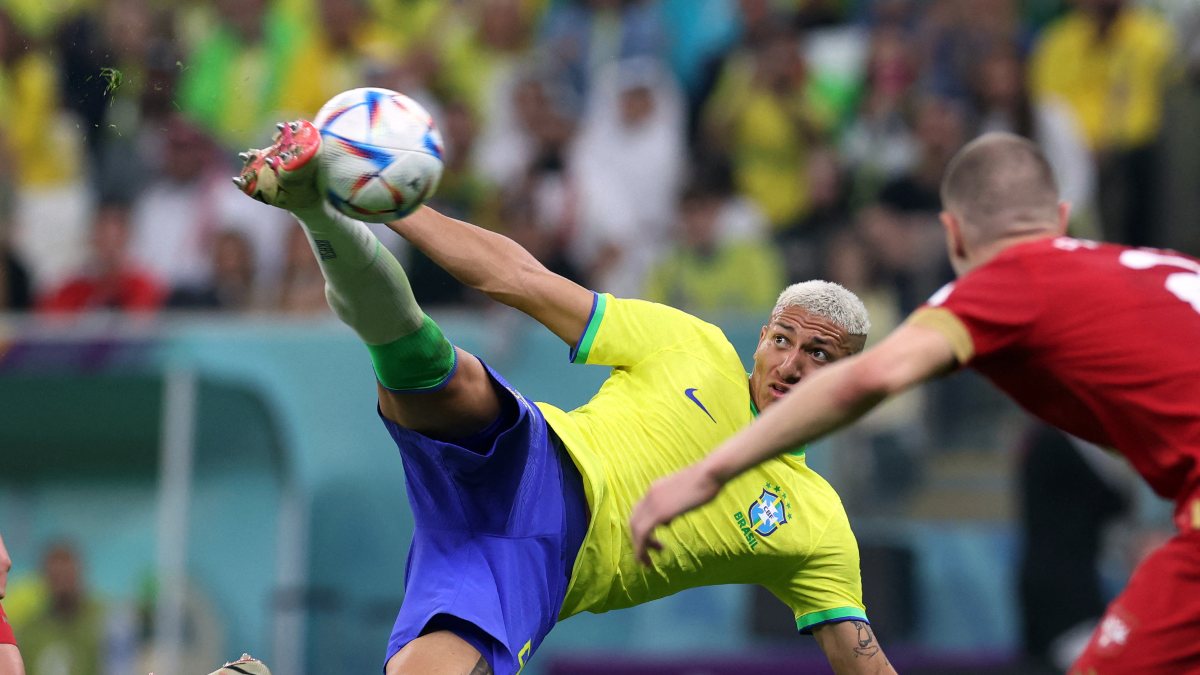 Richarlison'dan Sırbistan'a harika gol
