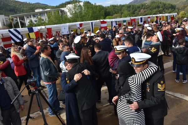 TCG Giresun fırkateyni Marmaris'te törenle karşılandı