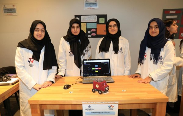 İBB'nin teknoloji eğitimleri meyvelerini veriyor