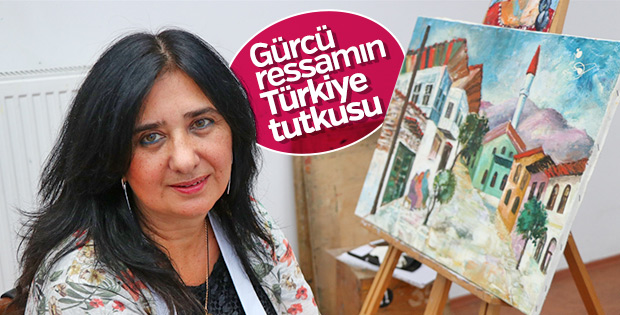 Türkiye sevgisini yaptığı resimlerle anlatıyor