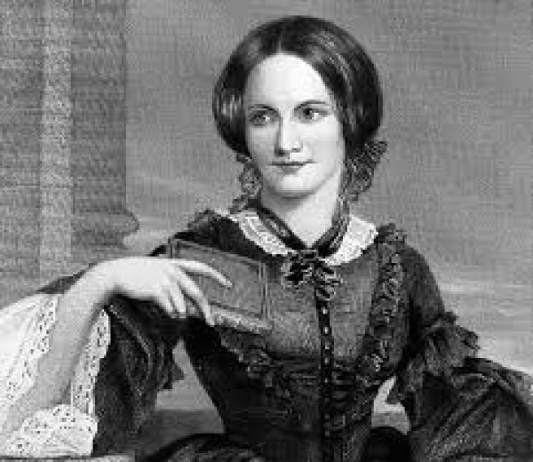 Emily Brontë’nin ilk ve tek romanı: Uğultulu Tepeler