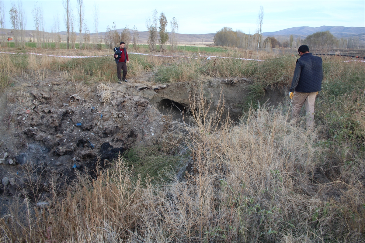 Sivas'ta 8 metre derinliğinde obruk oluştu