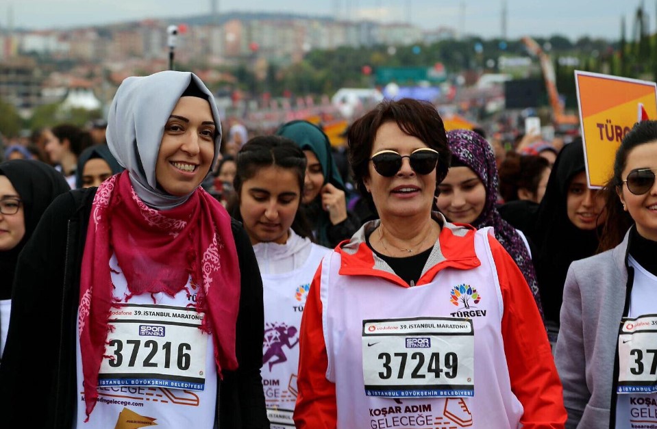TÜRGEV İstanbul Maratonu'nda koştu