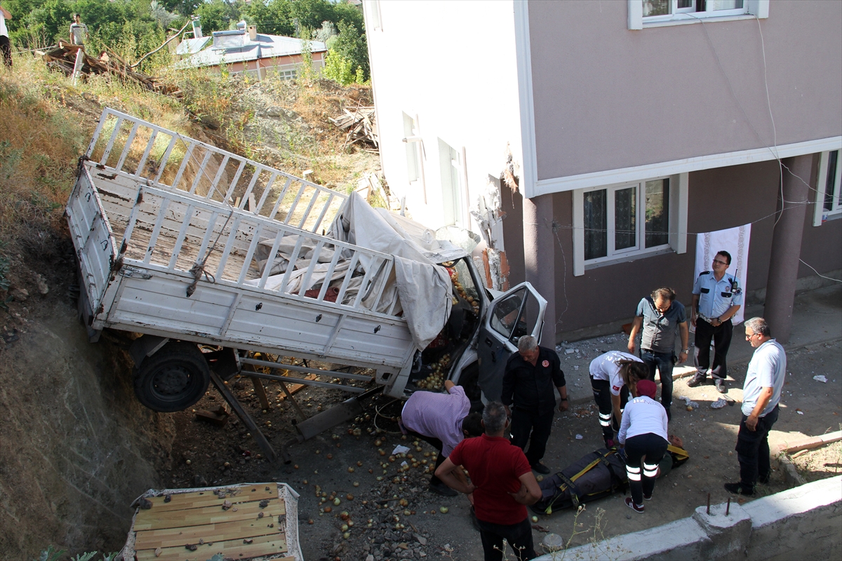Rurikin dış ve iç politikası. Kievan Rus kökeni 17