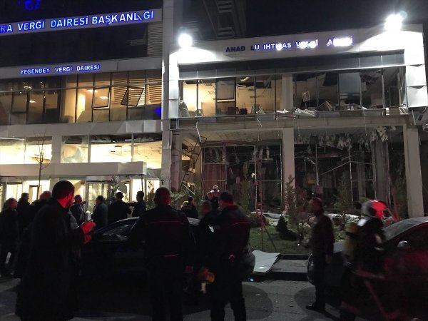 Ankara'da vergi dairesinde kazan patladı