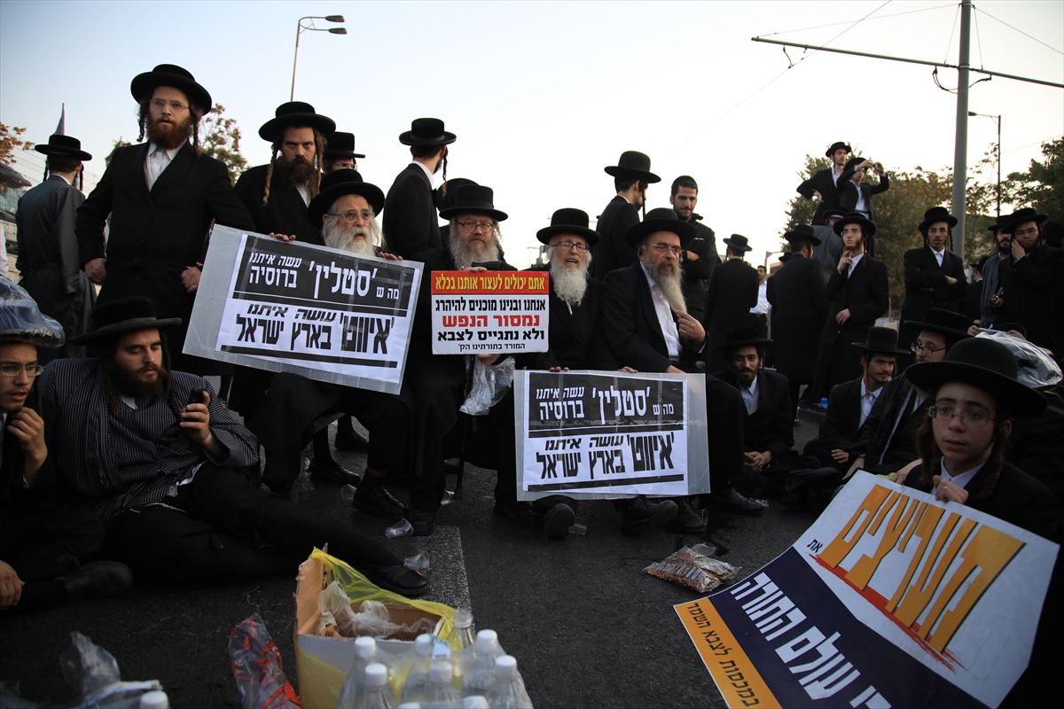 Ortodoks Yahudiler New York'ta İsrail'i protesto etti